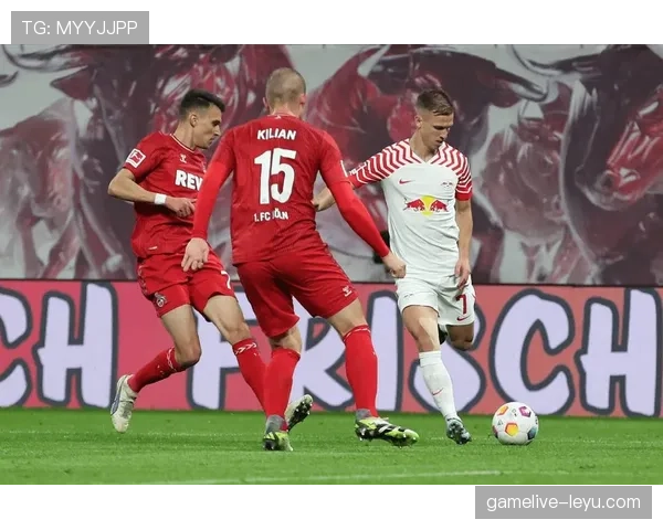 斯图加特主帅战术革新奏效,率队强势崛起迎新高峰 斯图加特主帅战术革新奏效,率队强势崛起迎新高峰