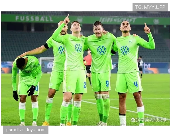 勒沃库森点球英雄再立奇功，球队状态回升迎战新挑战